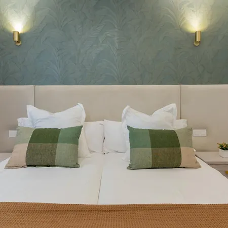 Apartamento Stunning Contemporary 3-bedroom Corner In The Idyllic Oasis 325,
