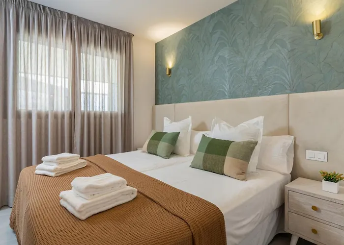 Stunning Contemporary 3-bedroom Corner In The Idyllic Oasis 325, Apartament Estepona