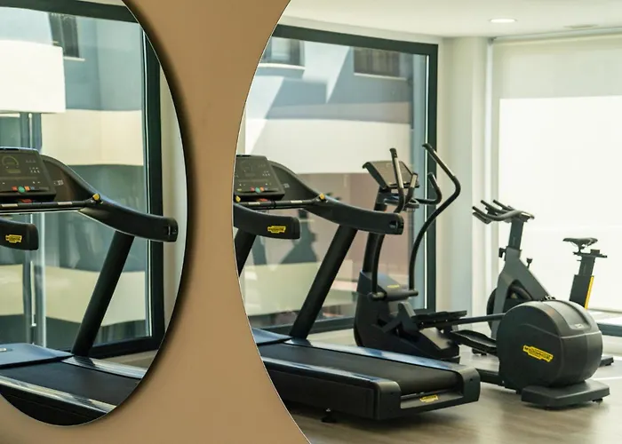 Stunning Contemporary 3-bedroom Corner In The Idyllic Oasis 325, Apartament