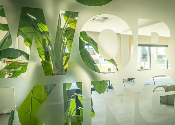 Stunning Contemporary 3-bedroom Corner In The Idyllic Oasis 325,