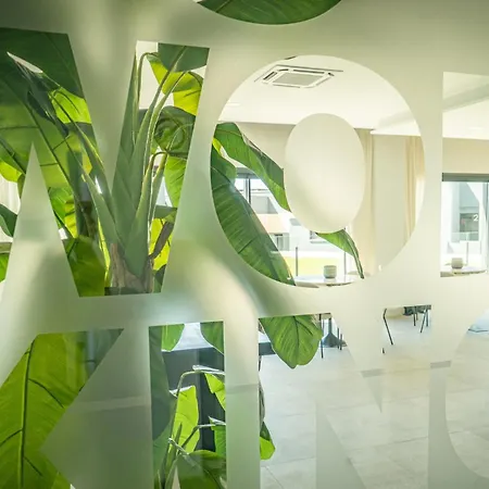 Stunning Contemporary 3-bedroom Corner In The Idyllic Oasis 325,